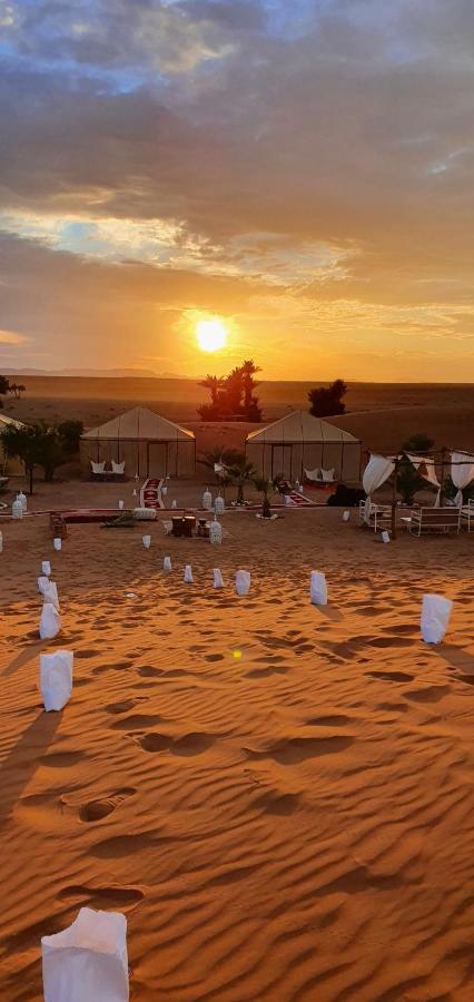 Desert Glamping Resort Merzouga Exteriör bild